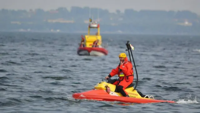 Rescue Swedbank och Rescuerunner Nils-Oskar. Två enheter som utför många uppdrag tillsammans varje år i Kalmarsund.