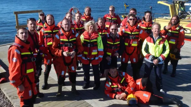 RS Kalmar består av både kvinnor och män med varierade sysselsättningar och bakgrunder.