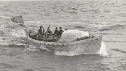 Frivilliga sjöräddare på livräddningsbåten Adolf Bratt